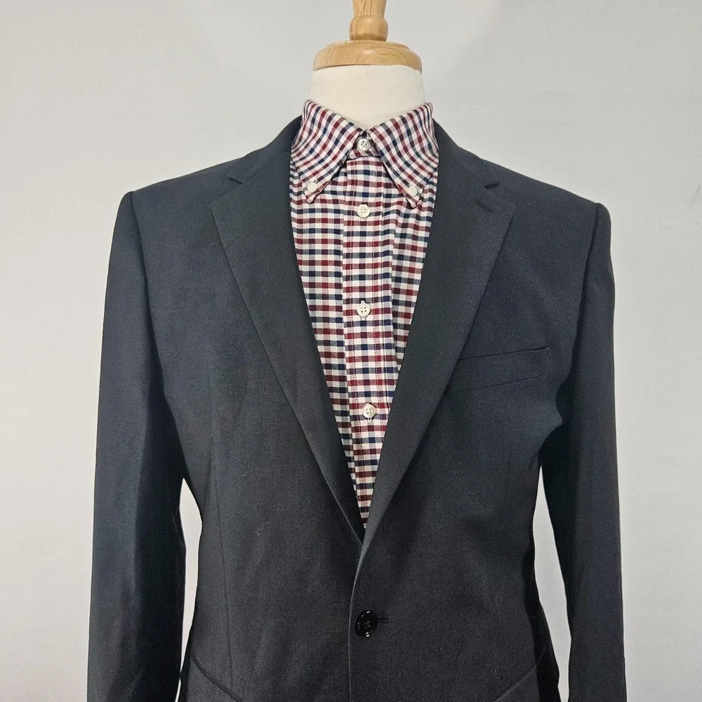 Express Men's Sport Coat Blazer Two Button Black Wool Spandex Extra Slim 44L‎